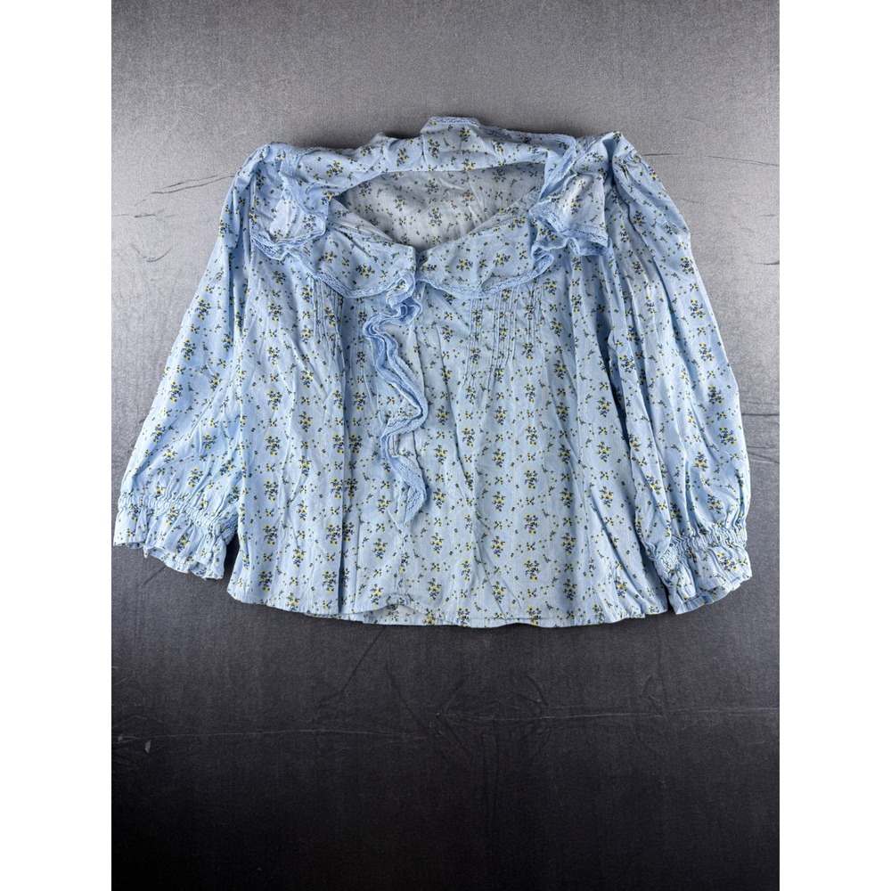 LC Lauren Conrad Light Blue Floral Ruffle Blouse Plus Size 1X Smocked Cuff Top